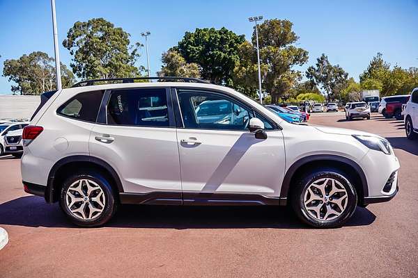 2023 Subaru Forester 2.5i S5