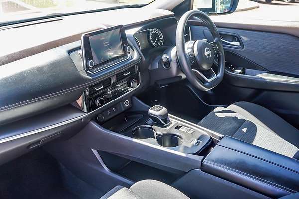2024 Nissan X-TRAIL ST T33