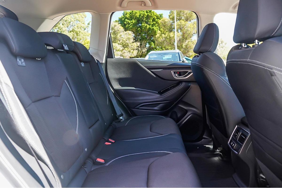 2023 Subaru Forester 2.5i S5