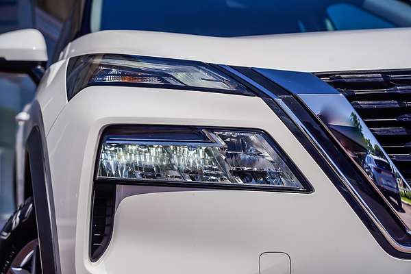 2024 Nissan X-TRAIL ST T33