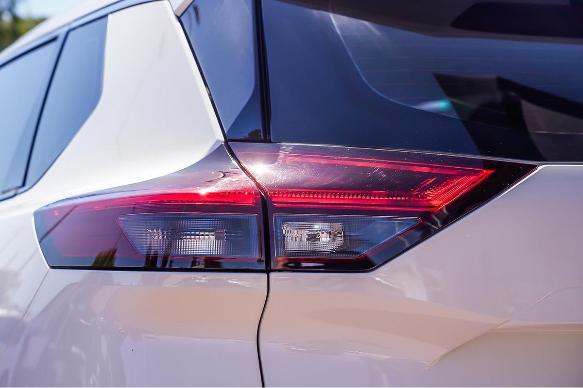2024 Nissan X-TRAIL ST T33