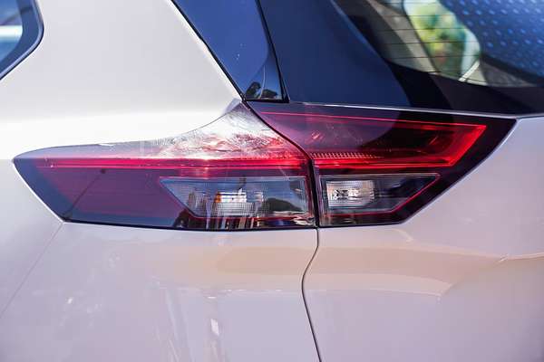 2024 Nissan X-TRAIL ST T33