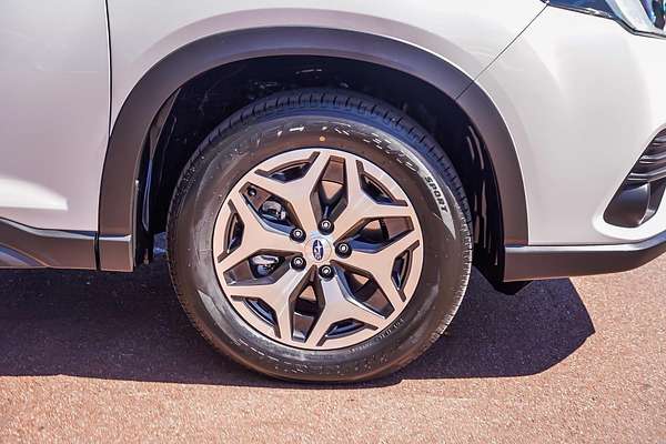 2023 Subaru Forester 2.5i S5