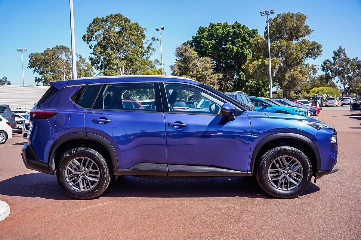 2024 Nissan X-TRAIL ST T33