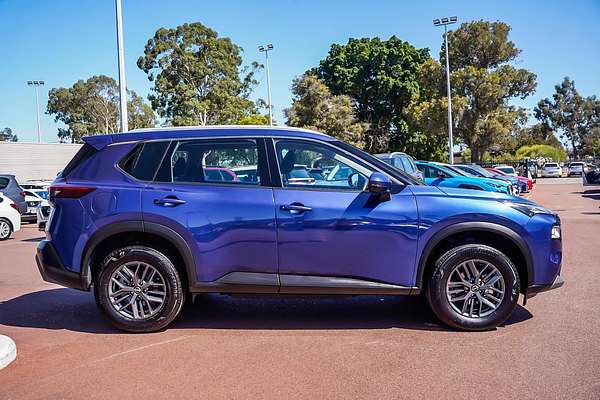 2024 Nissan X-TRAIL ST T33