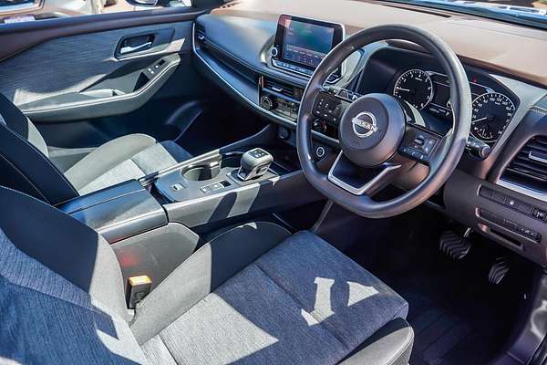 2024 Nissan X-TRAIL ST T33