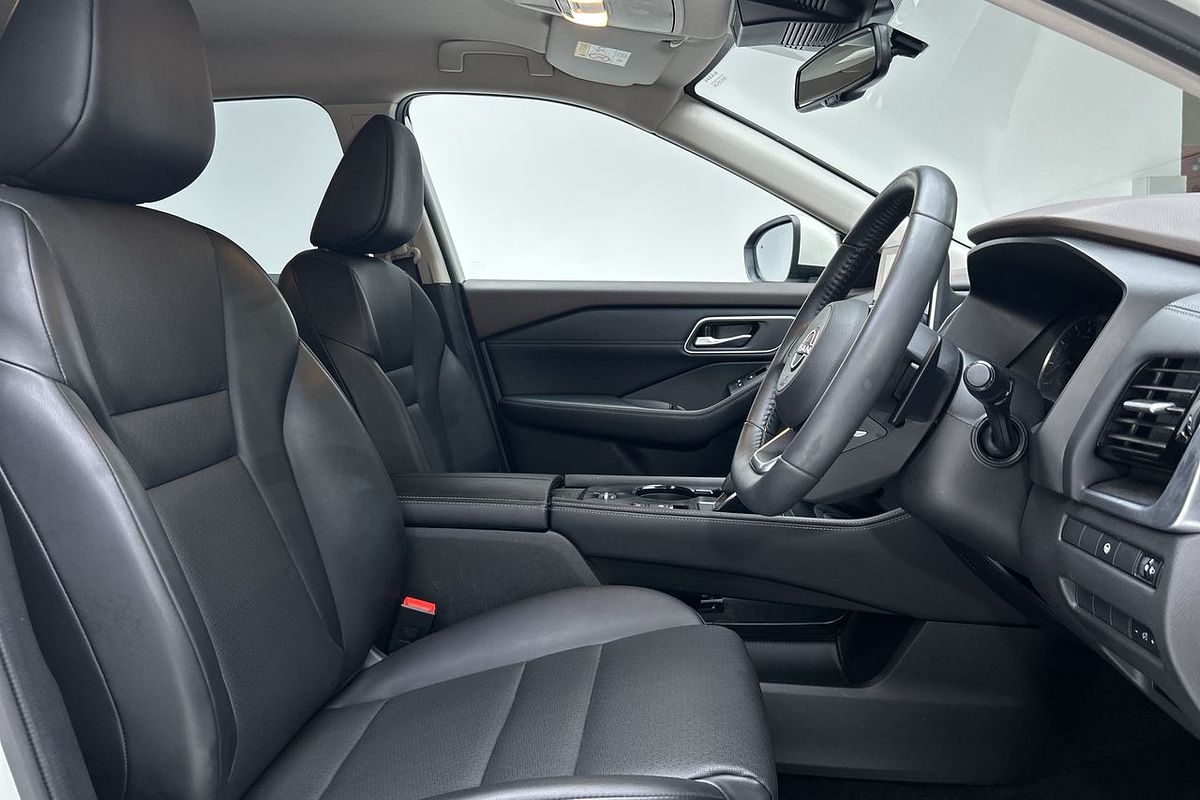2023 Nissan X-TRAIL ST-L T33