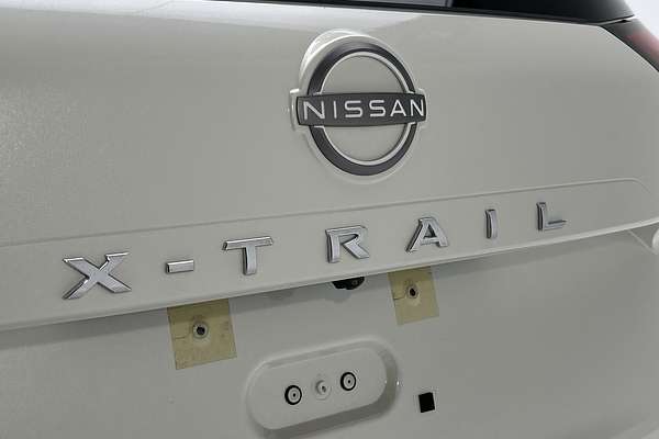 2023 Nissan X-TRAIL ST-L T33