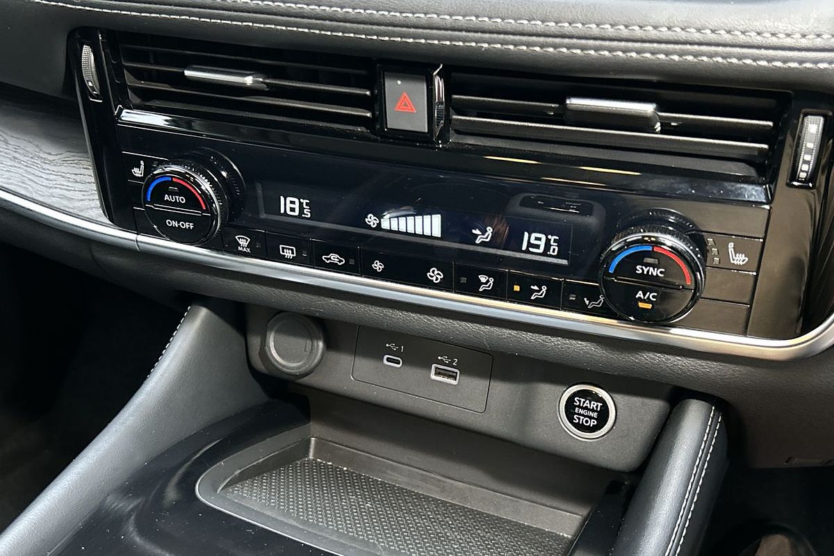 2023 Nissan X-TRAIL ST-L T33