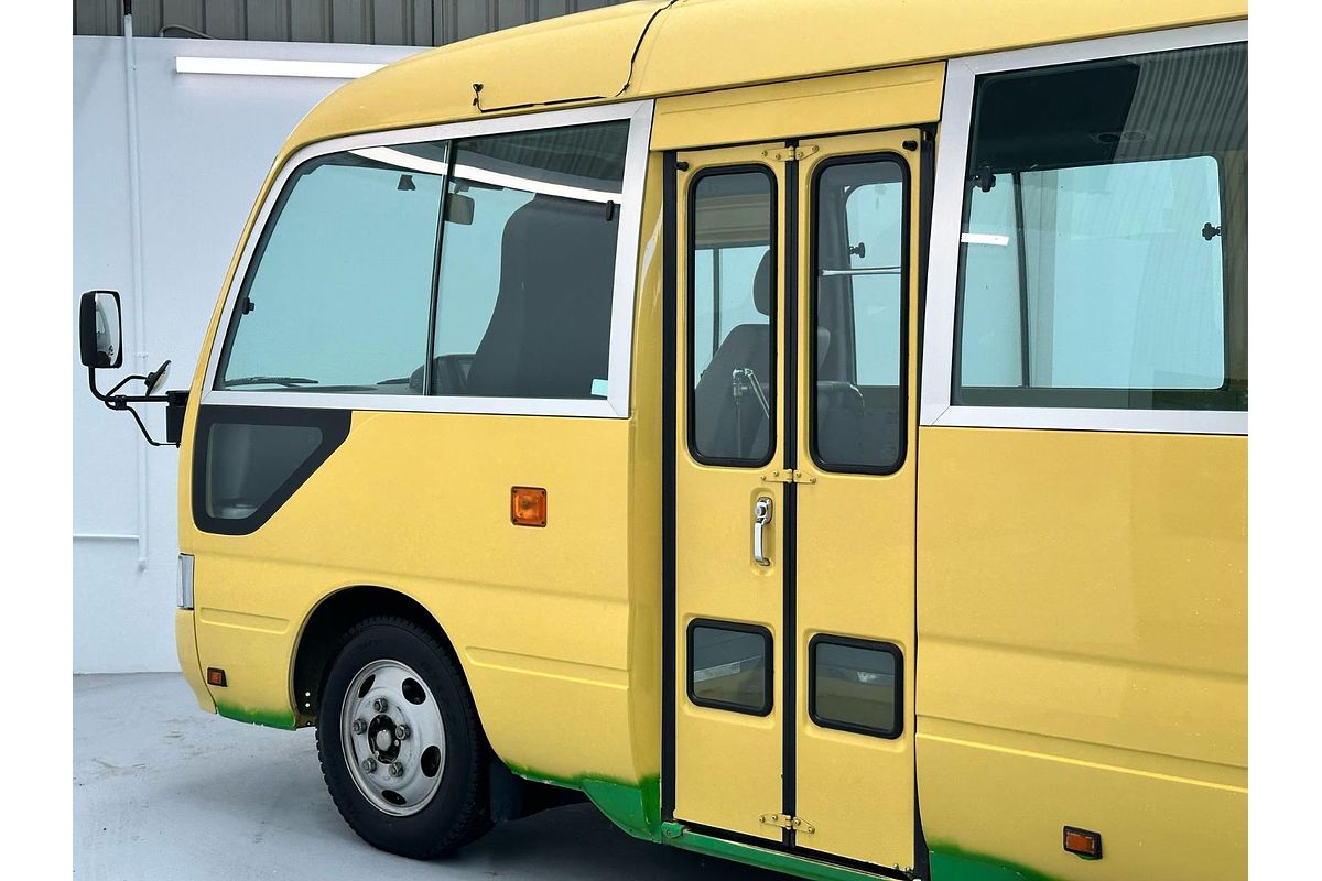 2013 Toyota COASTER
