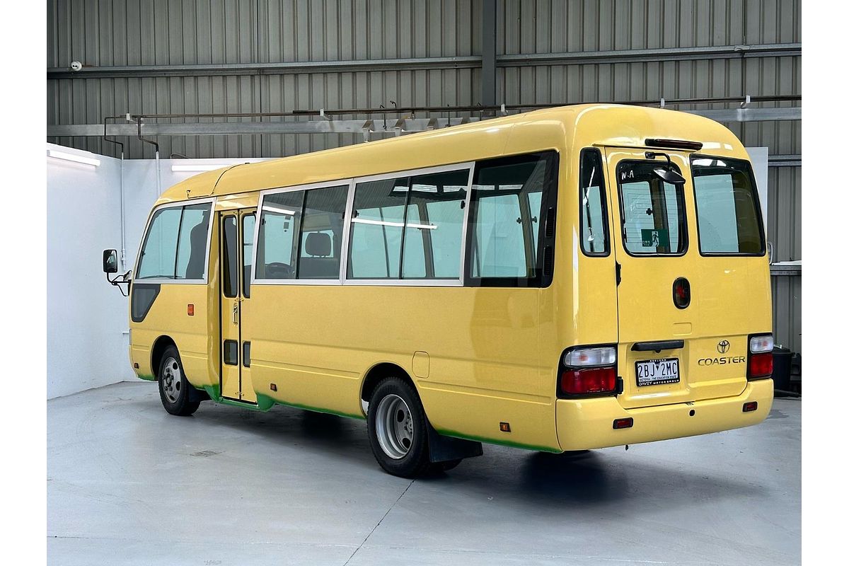 2013 Toyota COASTER