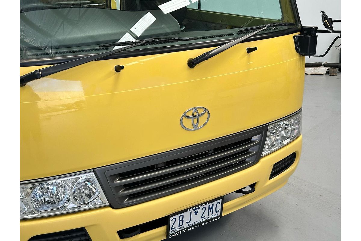 2013 Toyota COASTER