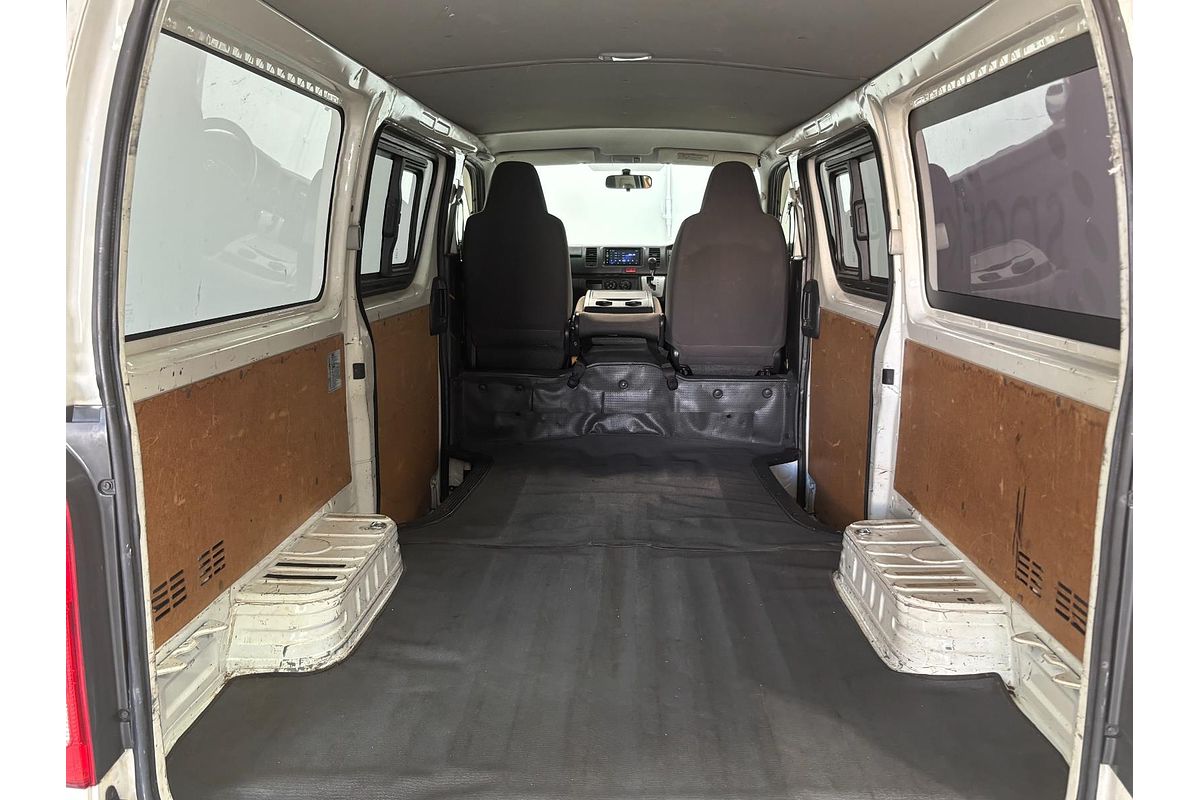 2016 Toyota Hiace GL TRH200