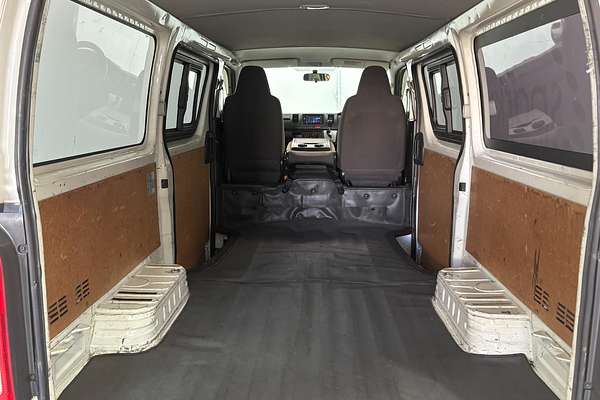 2016 Toyota Hiace GL TRH200