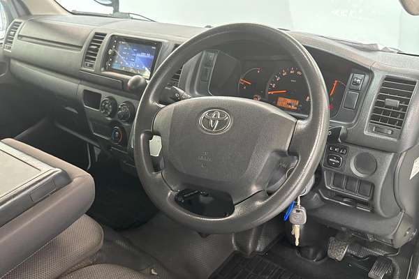 2016 Toyota Hiace GL TRH200