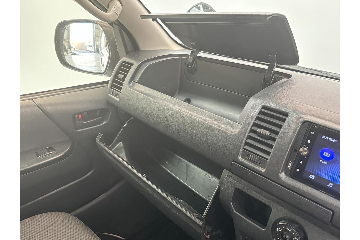 2016 Toyota Hiace GL TRH200