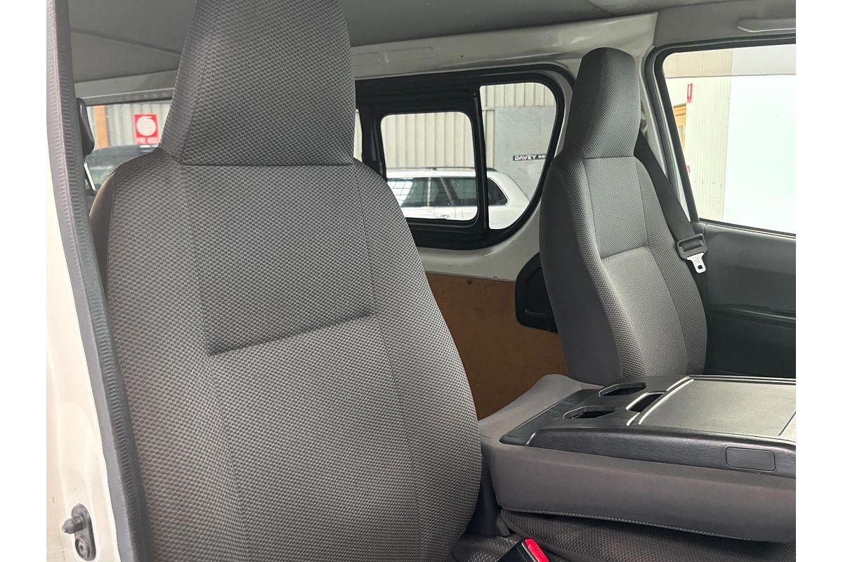 2016 Toyota Hiace GL TRH200