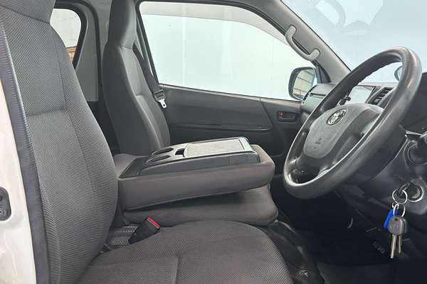 2016 Toyota Hiace GL TRH200