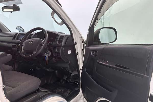 2016 Toyota Hiace GL TRH200