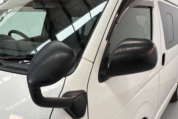 2016 Toyota Hiace GL TRH200