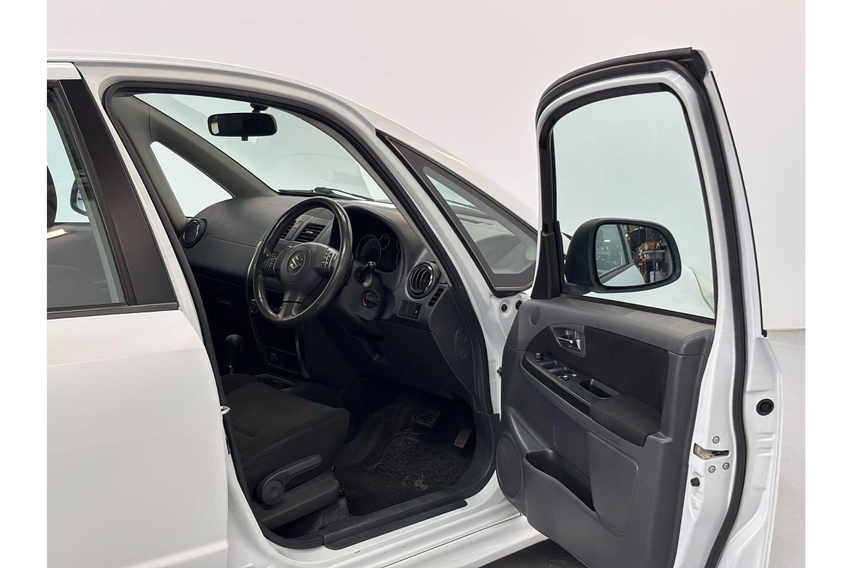 2010 Suzuki SX4 S GYA