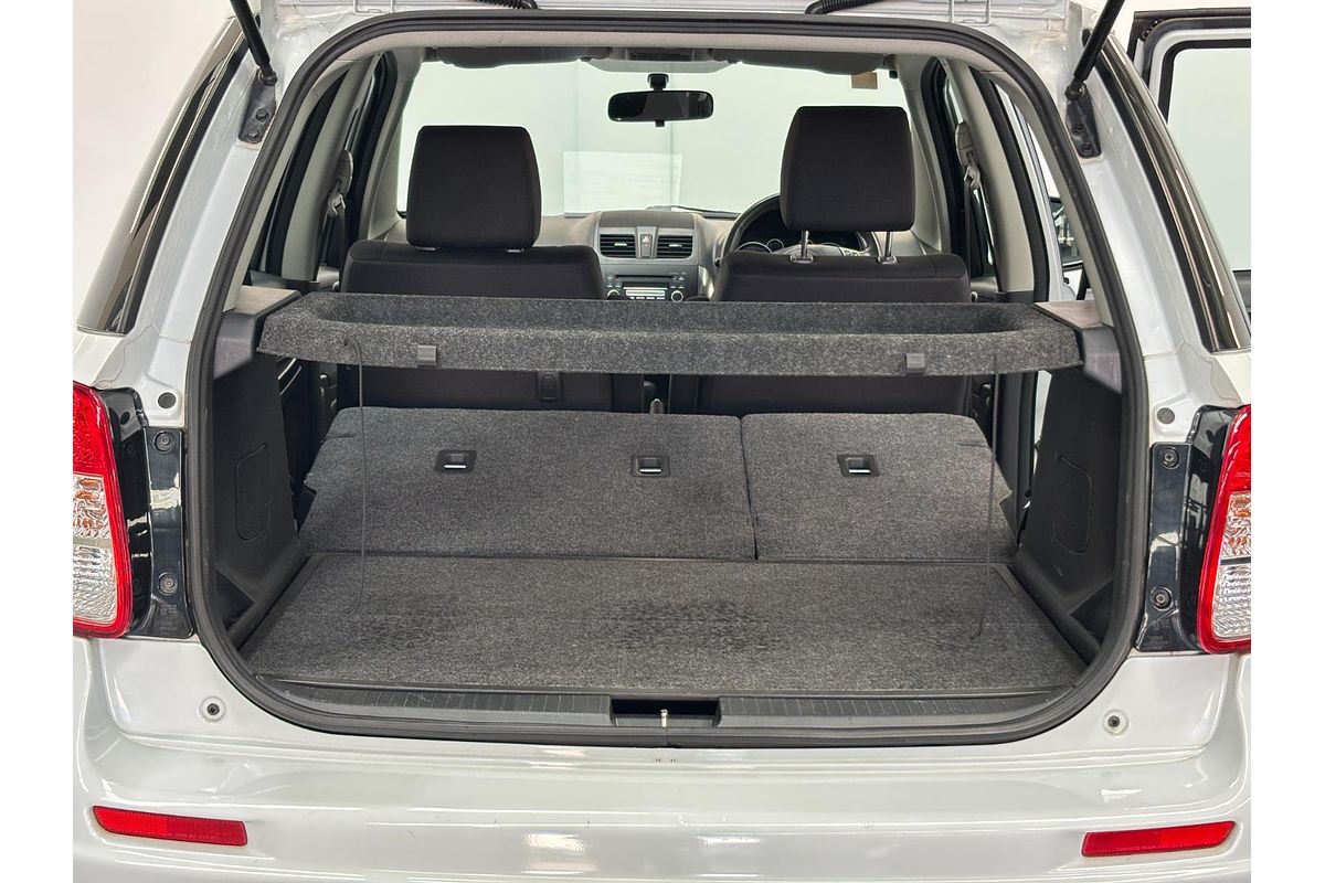 2010 Suzuki SX4 S GYA