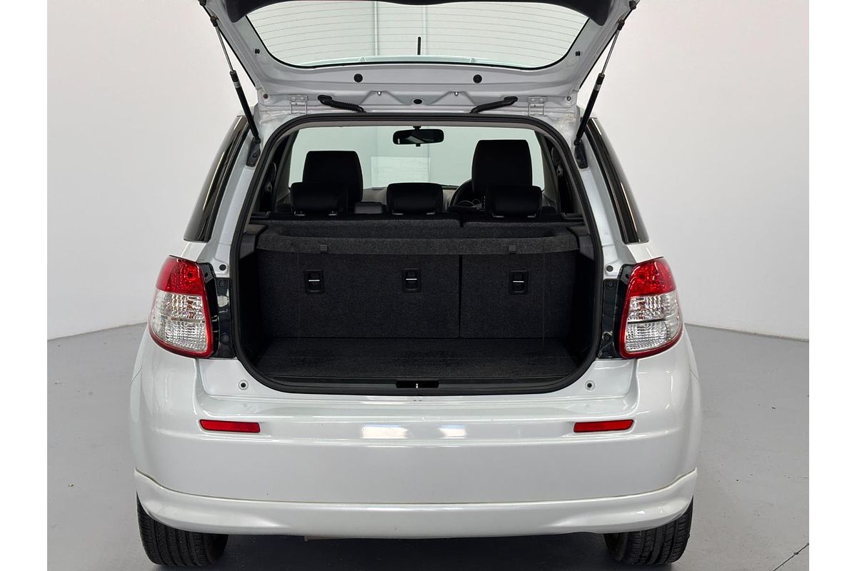 2010 Suzuki SX4 S GYA