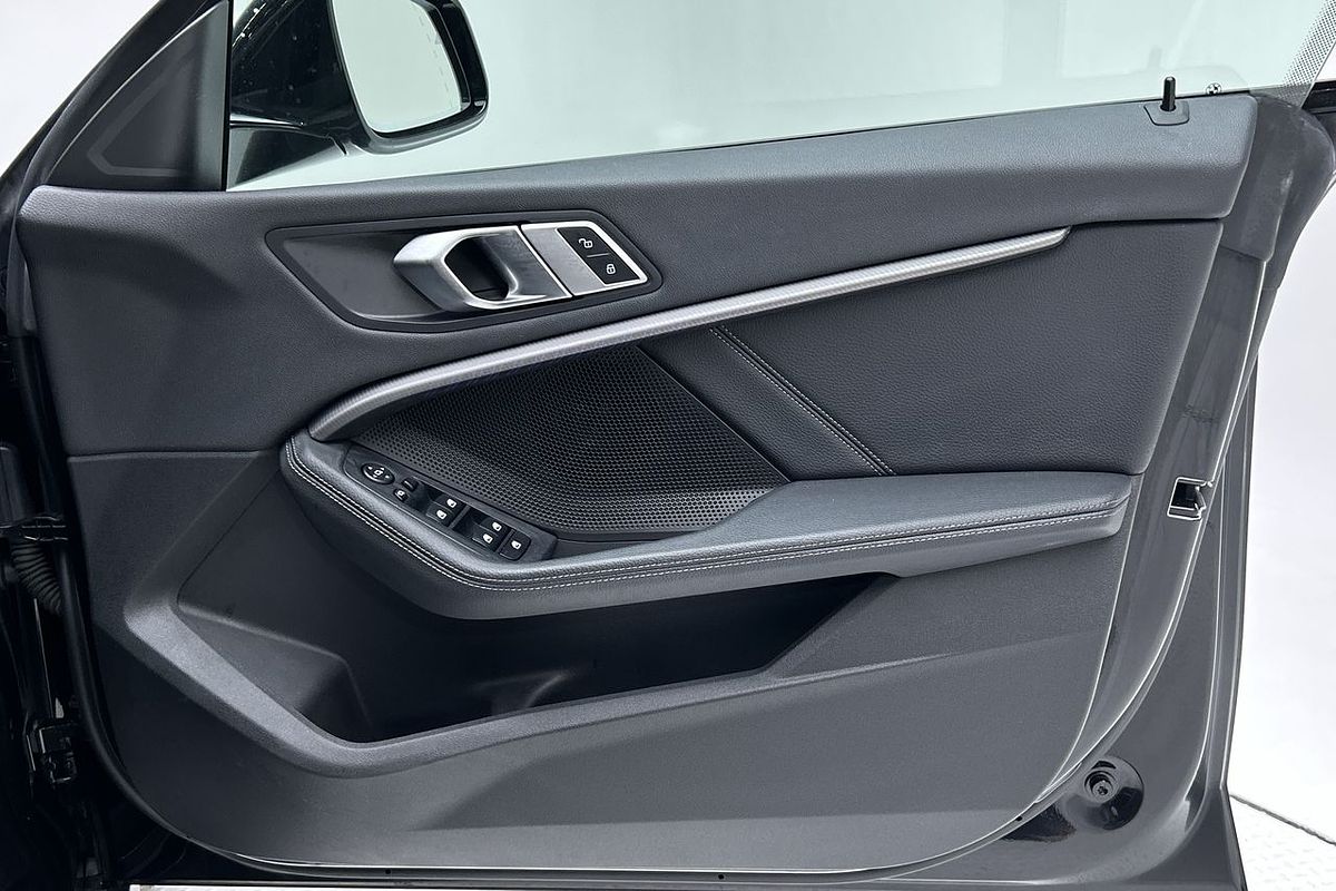 2022 BMW 2 Series 218i M Sport F44