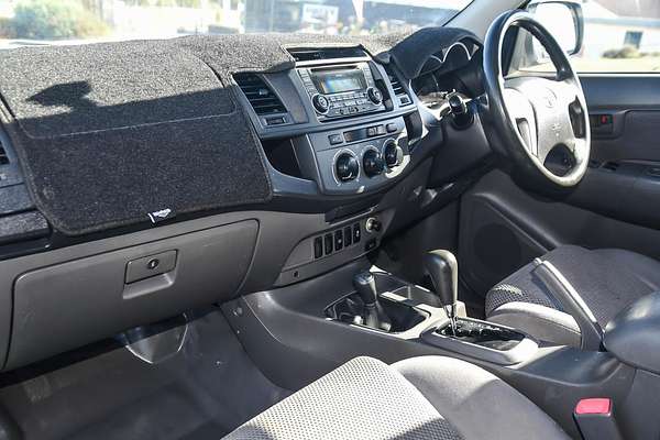 2013 Toyota Hilux SR KUN26R 4X4