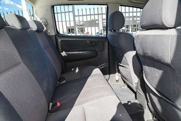 2013 Toyota Hilux SR KUN26R 4X4