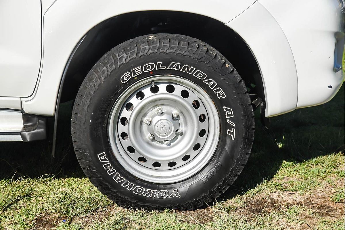 2013 Toyota Hilux SR KUN26R 4X4