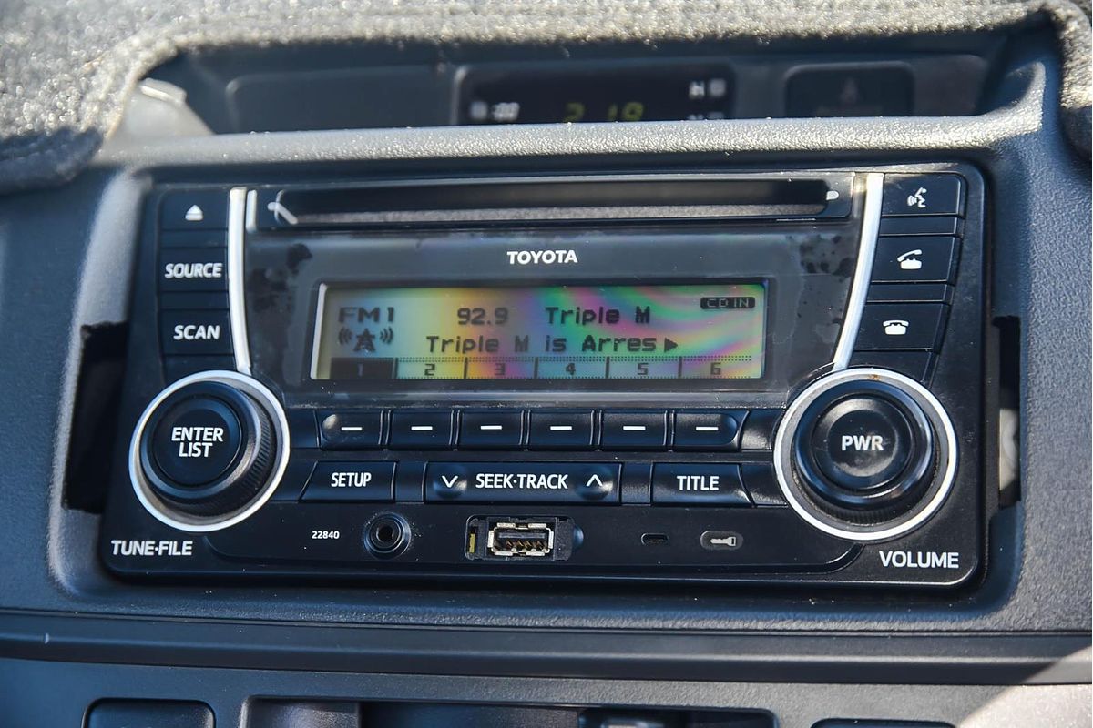 2013 Toyota Hilux SR KUN26R 4X4