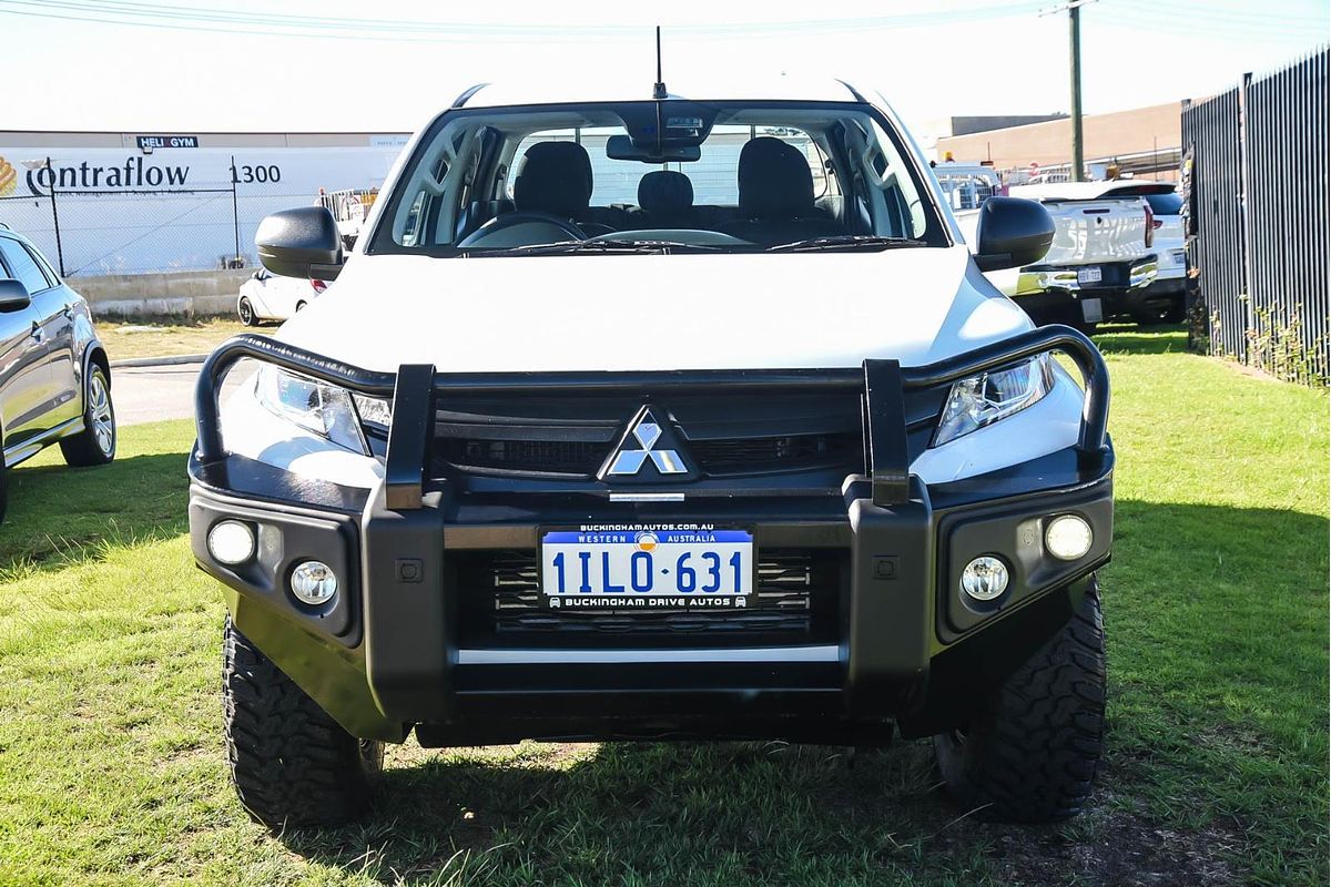 2020 Mitsubishi Triton GLX ADAS MR 4X4
