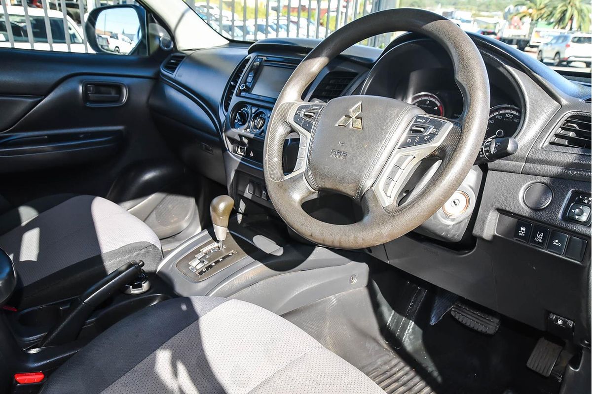 2020 Mitsubishi Triton GLX ADAS MR 4X4