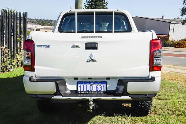 2020 Mitsubishi Triton GLX ADAS MR 4X4