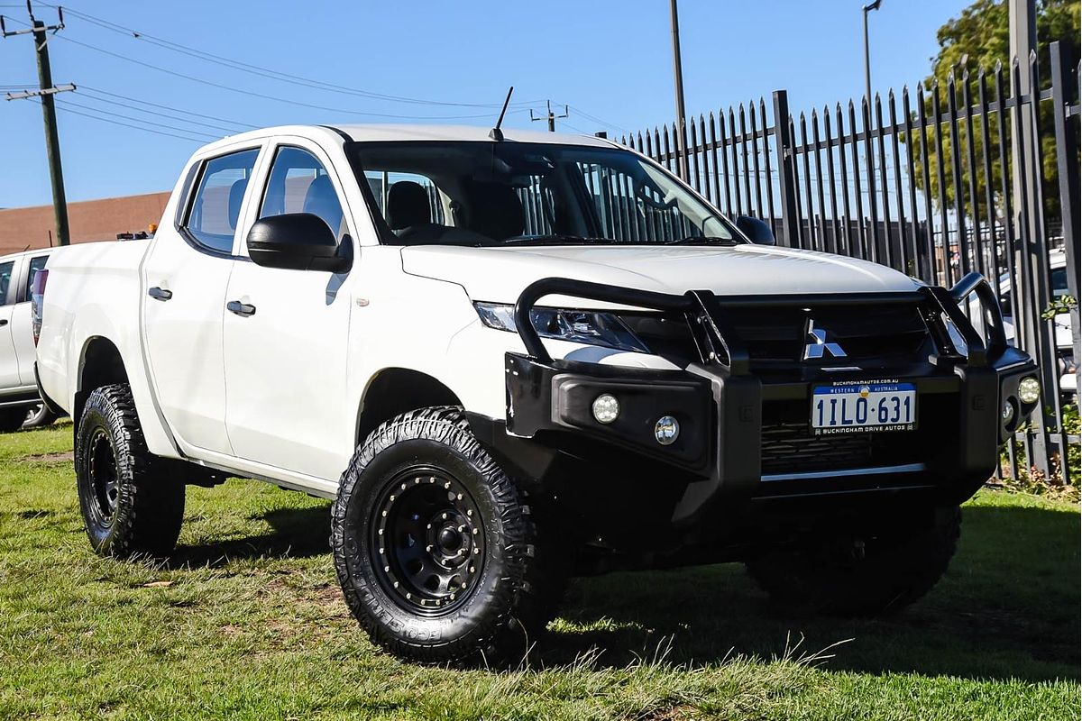 2020 Mitsubishi Triton GLX ADAS MR 4X4