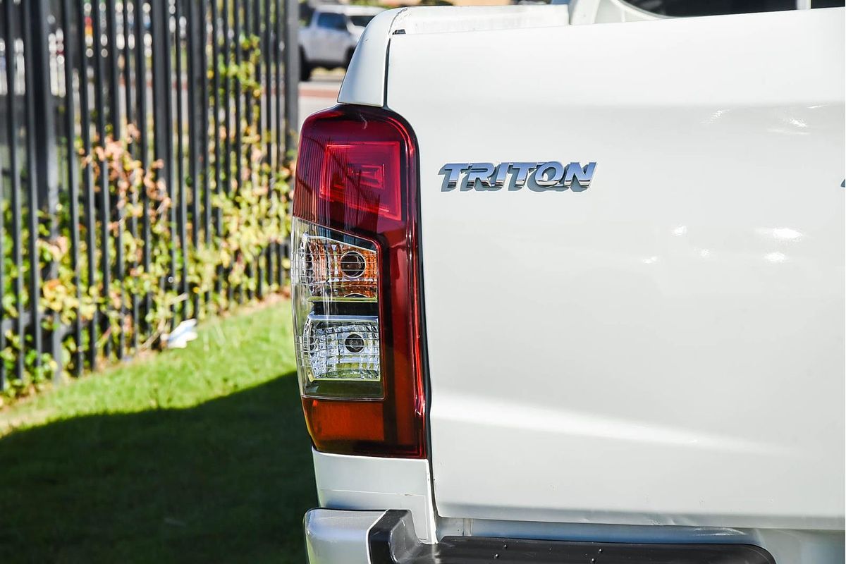 2020 Mitsubishi Triton GLX ADAS MR 4X4