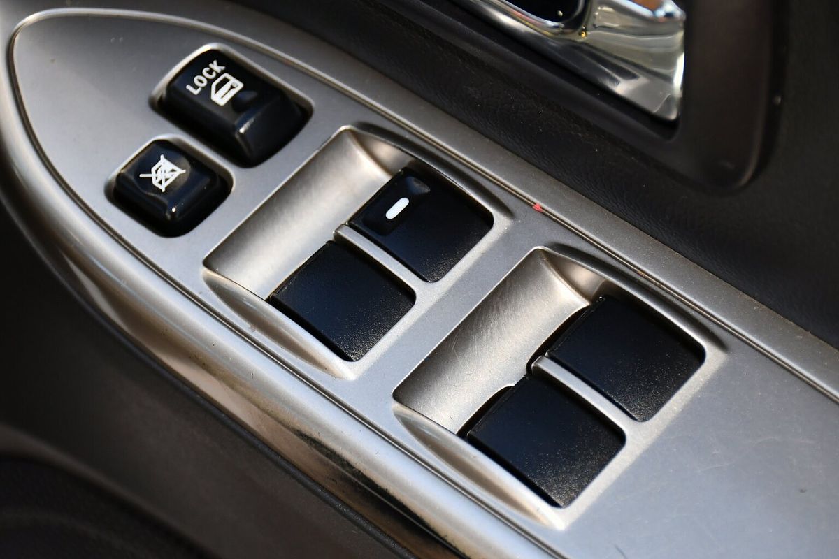 2021 Mitsubishi Pajero GLX NX