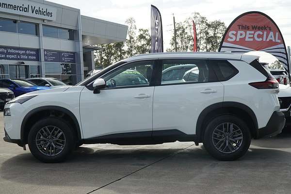 2025 Nissan X-TRAIL ST T33