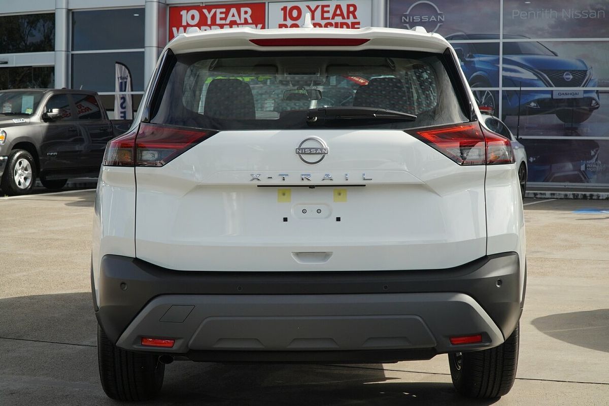 2025 Nissan X-TRAIL ST T33
