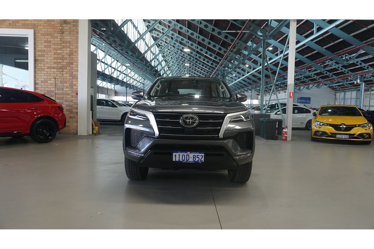 2022 Toyota Fortuner GX GUN156R