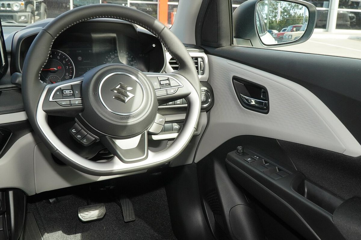 2024 Suzuki Swift Hybrid Plus UZ