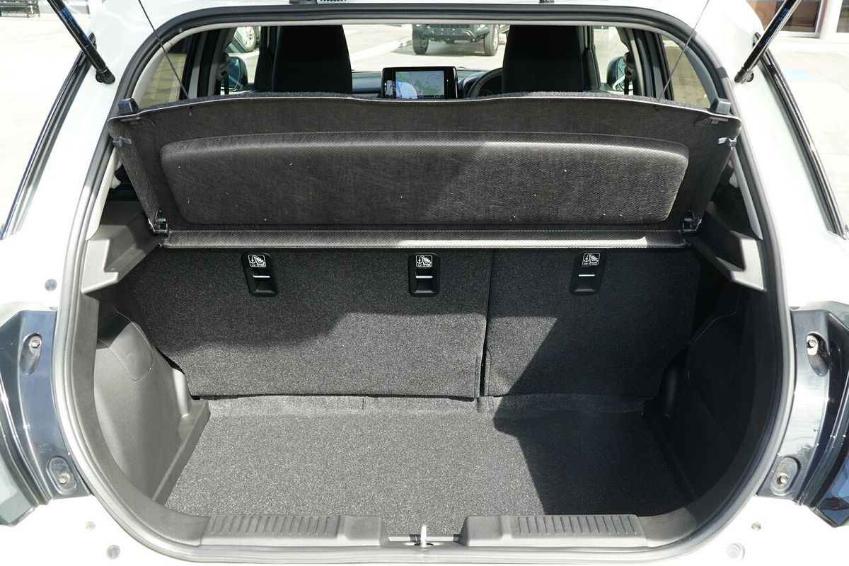 2024 Suzuki Swift Hybrid Plus UZ