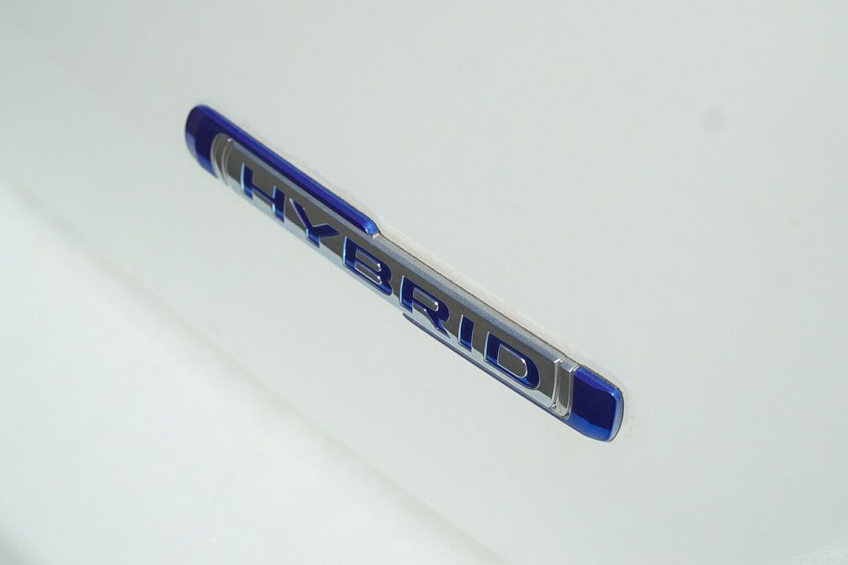 2024 Suzuki Swift Hybrid Plus UZ