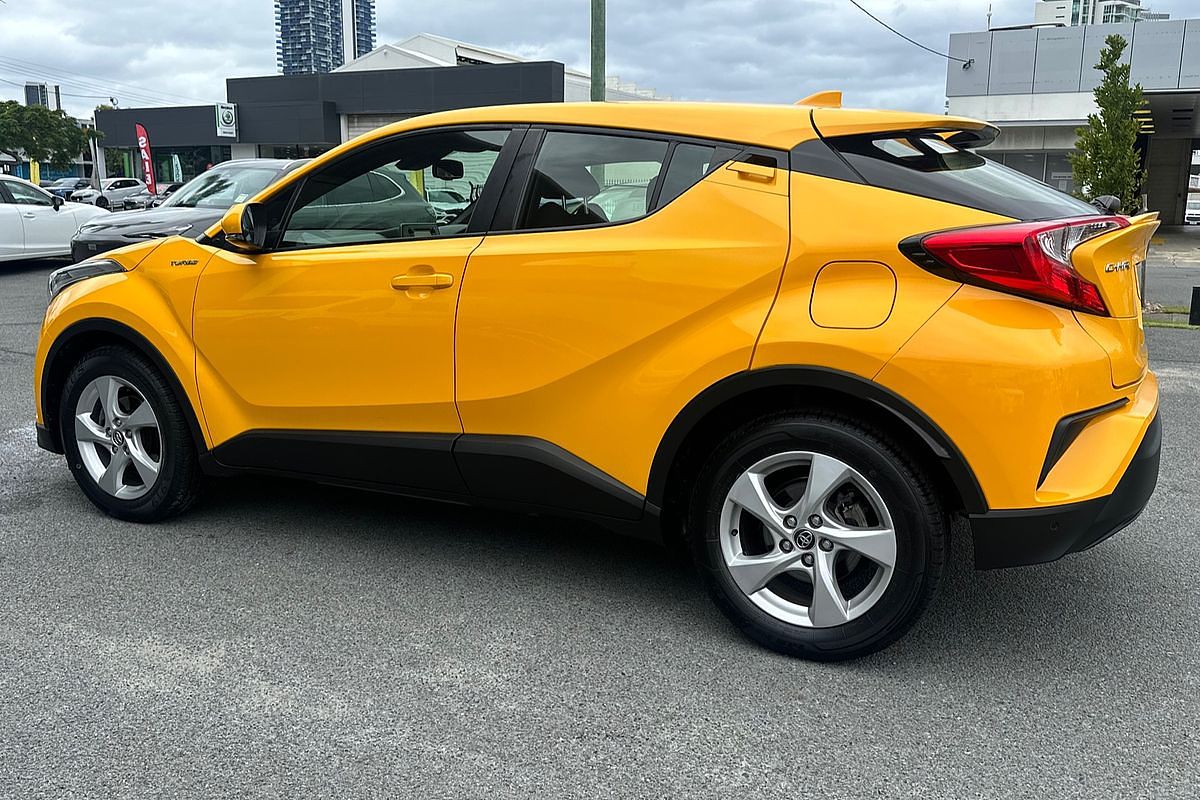 2019 Toyota C-HR NGX10R