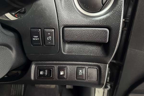 2016 Nissan Navara ST-X D23 Rear Wheel Drive