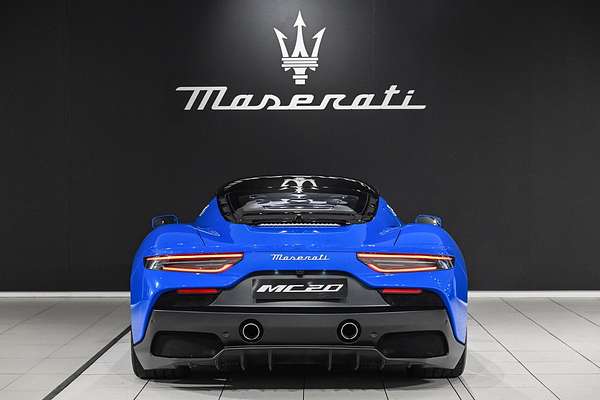 2022 Maserati MC20 M240
