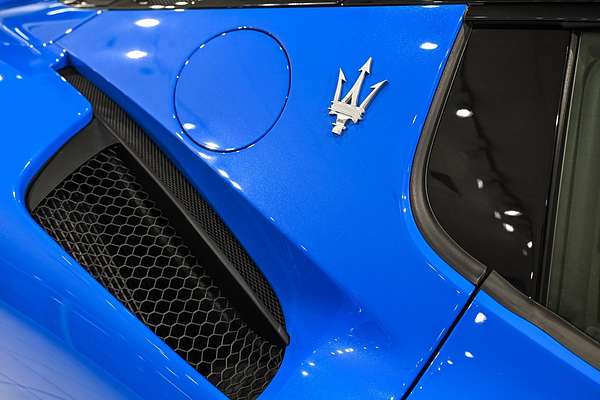 2022 Maserati MC20 M240