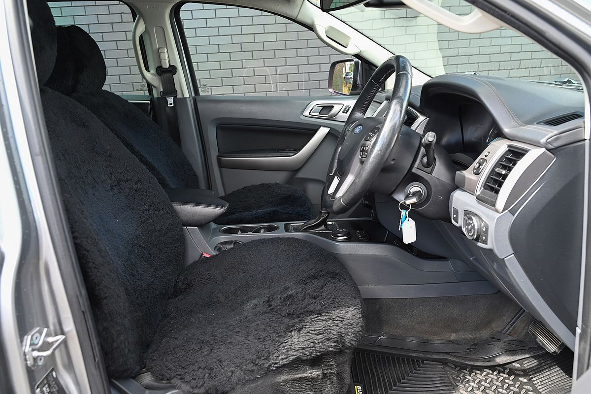 2015 Ford Everest Trend UA