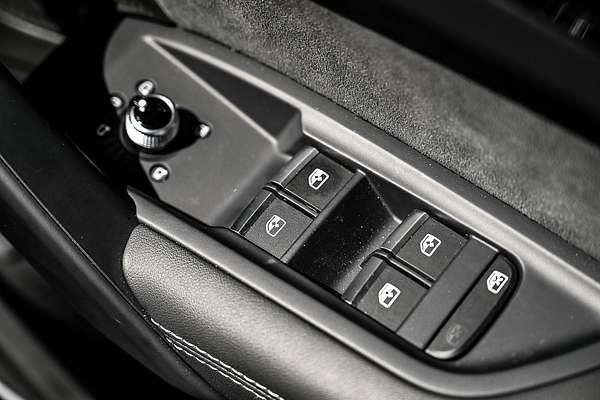 2024 Audi SQ5 TDI FY